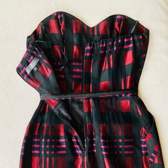 Alexia Admor Strapless Mini Cocktail Dress - Picture 10 of 12